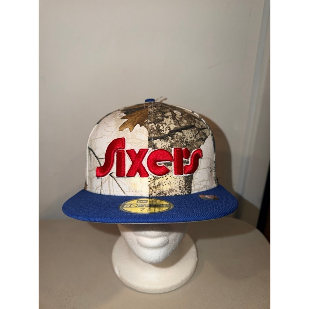 Philadelphia Sixers New Era Camo Fitted Hat. Size 7 3/8 (NWTS)